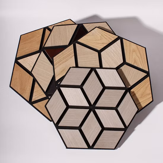 Novo painel de parede acústico de MDF com design hexagonal, à prova de som e fogo, com ripas de madeira folheada para paredes e tetos em escritórios